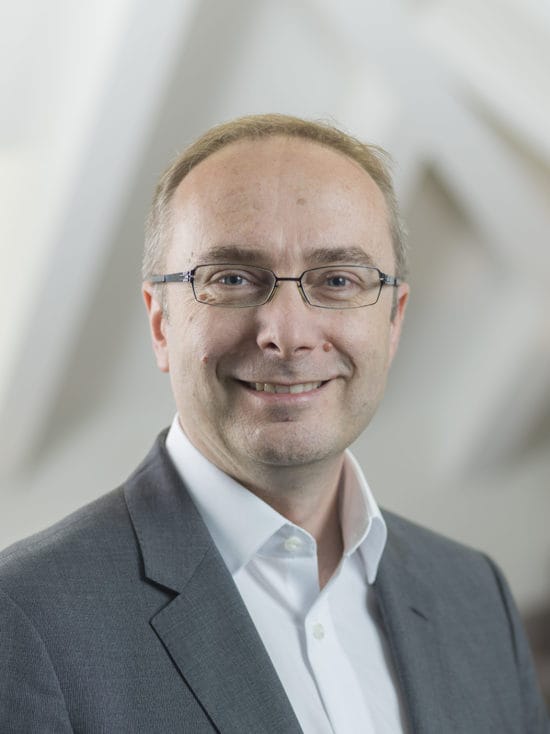 Digitale Aktien für KMU | Vortrag von Peter Schnürer, CEO daura AG